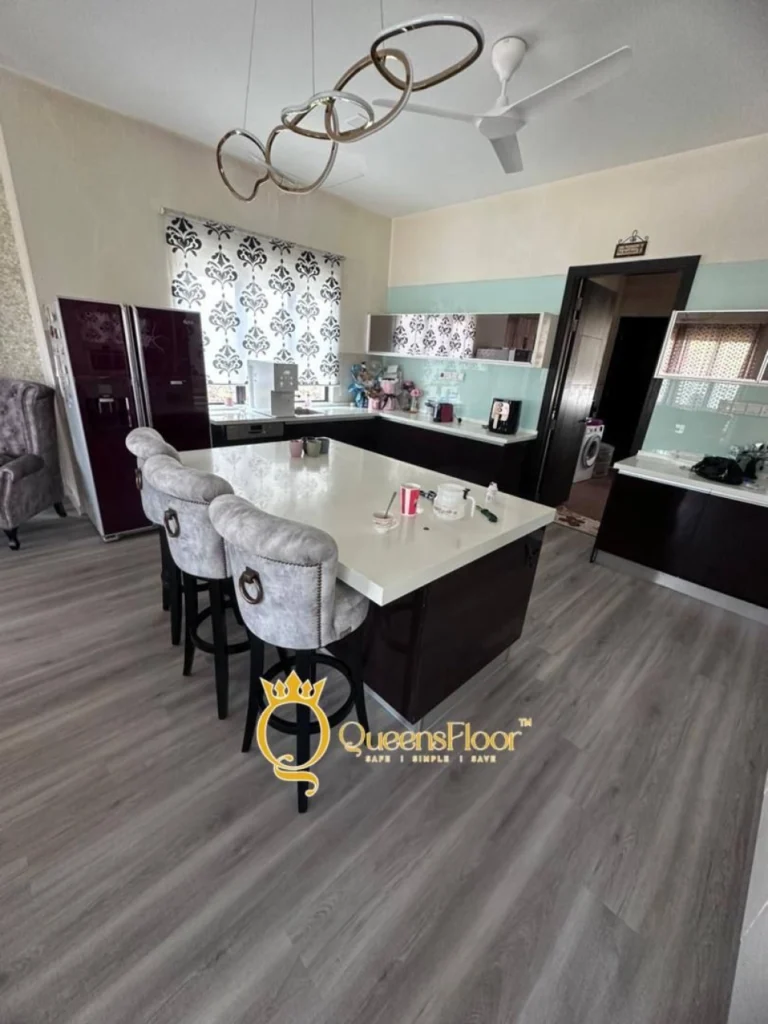 QueensFloor