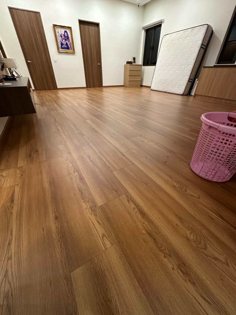 Best SVT flooring JB 2026