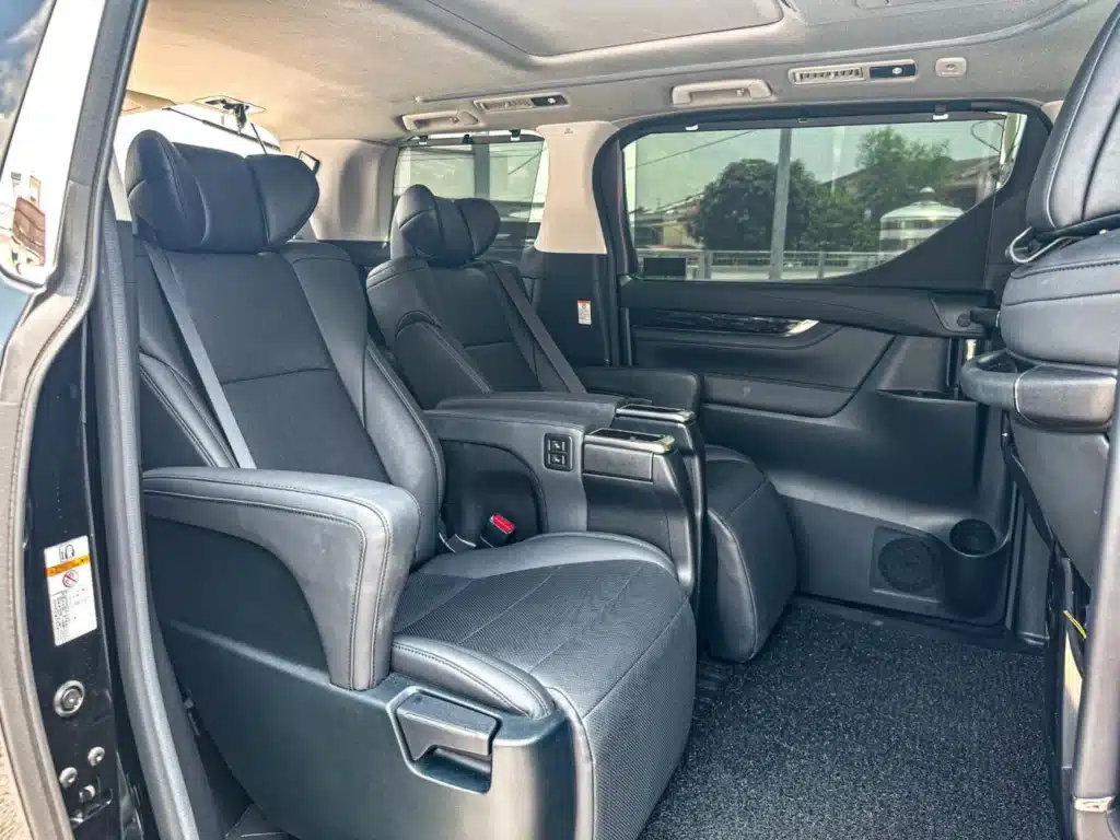 Alphard car rental service